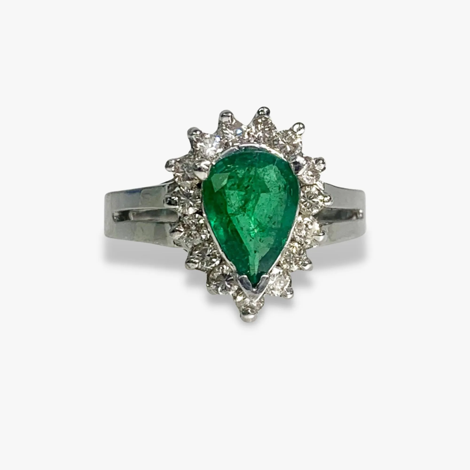 14k White Gold Pear-Shaped Emerald Diamond Halo Split Shank Vintage Ring