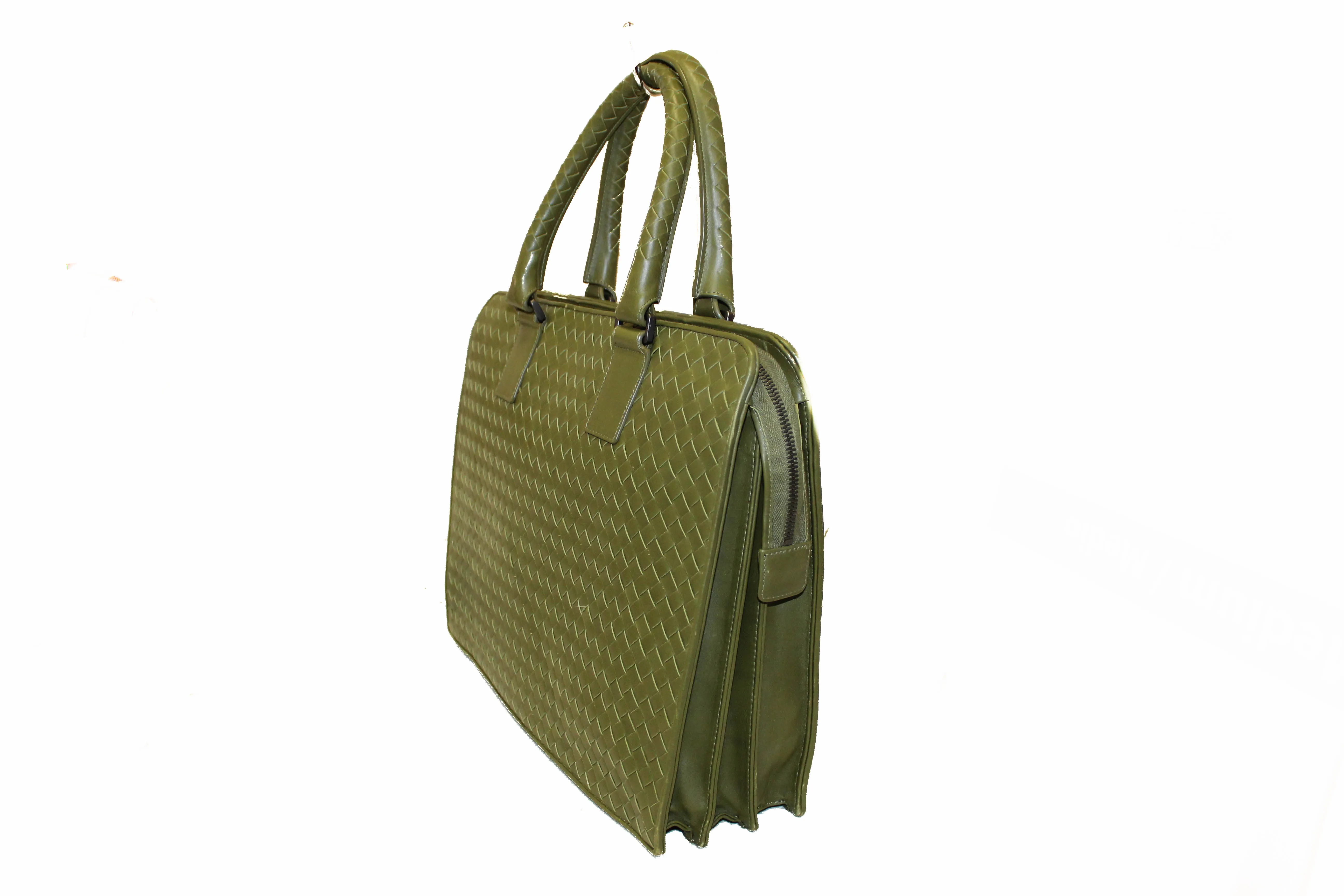 Authentic Bottega Veneta Green Intrecciato Calfskin Leather Briefcase