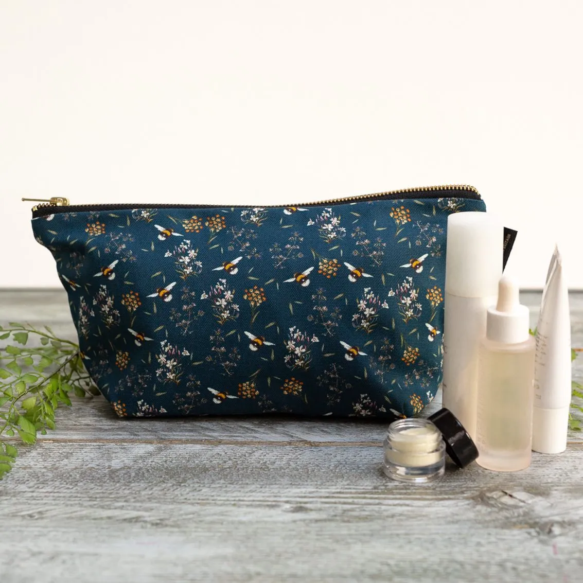 Bee & Honeysuckle Wash Bag