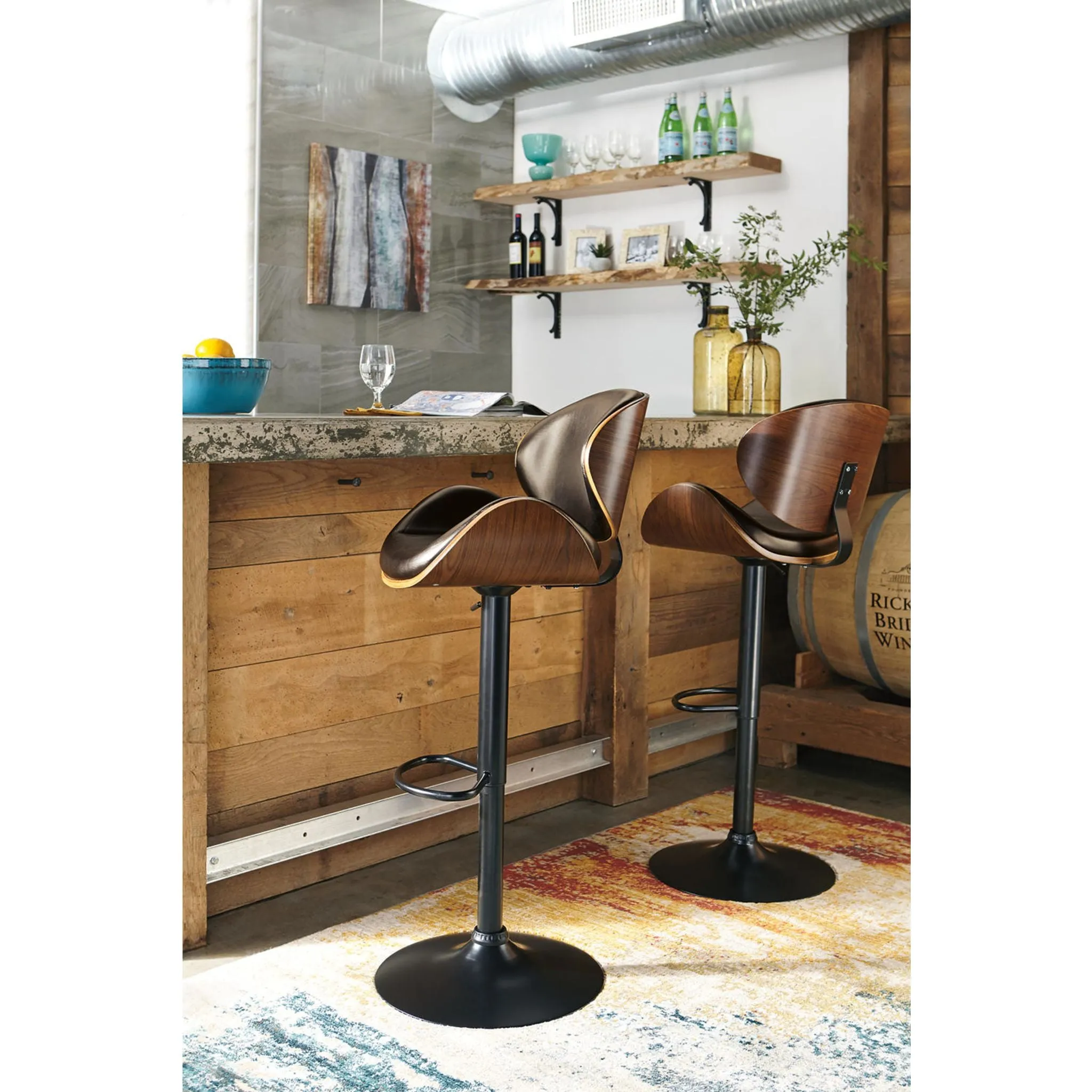 Bellatier Adjustable Height Stool