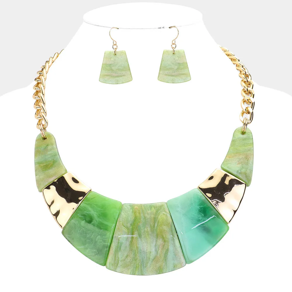 Camouflage Marble Print Resin Curved Bib Necklace Set