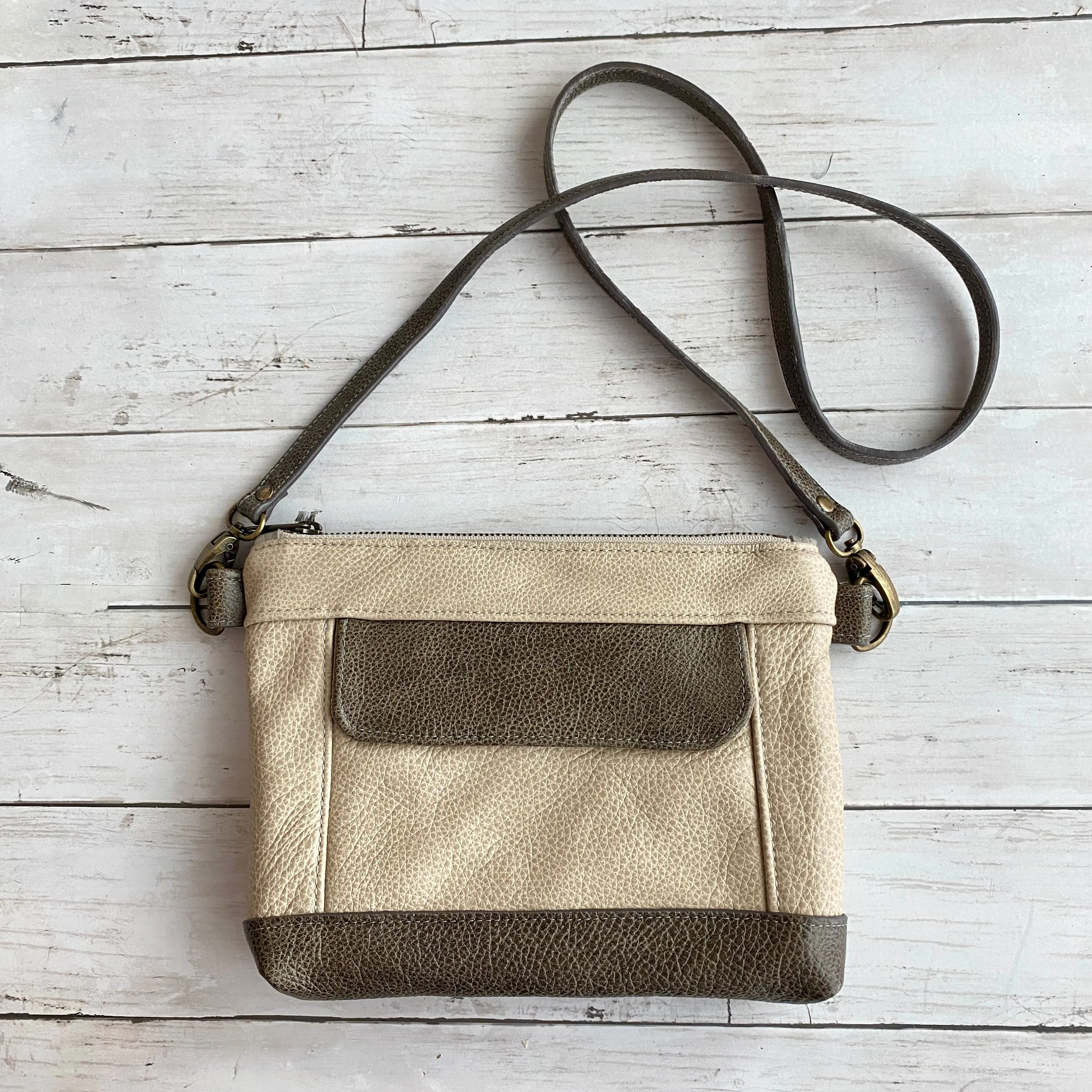 Crossbody Clutch in Wheat, Smoke (  video)