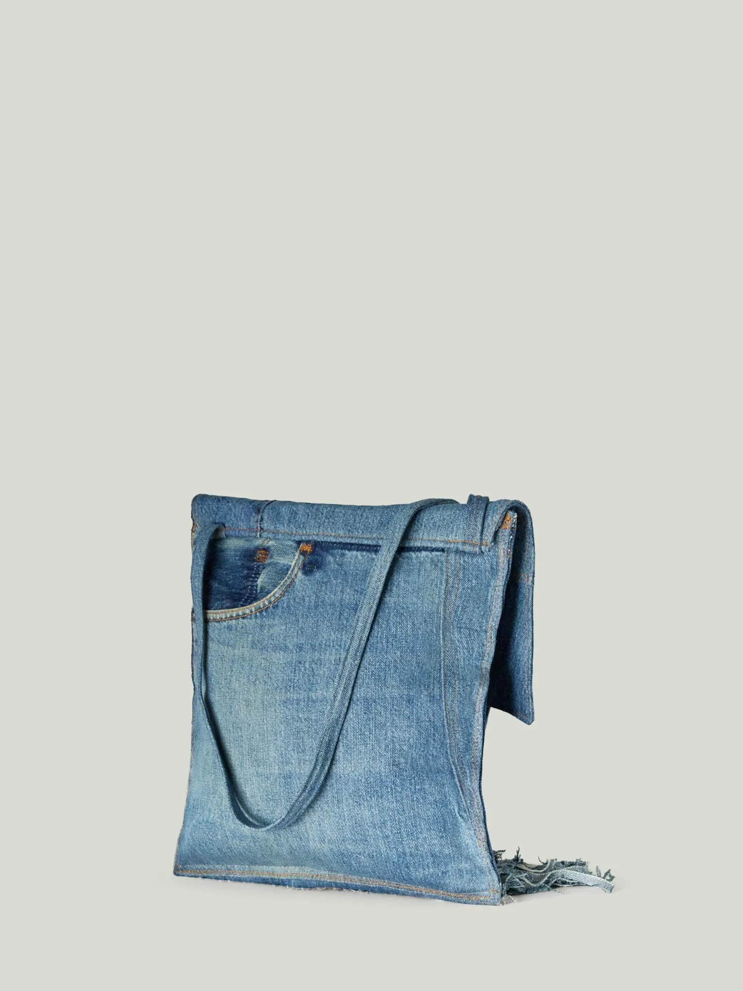 DENIM MESSENGER BAG WITH FLAP