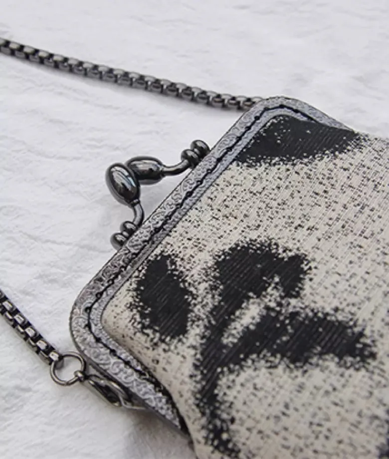 DUSK crossbody phone bag