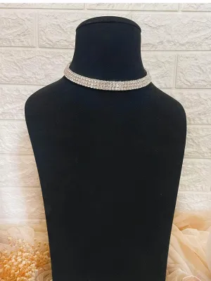 Glamorous Stone Studded Choker Set