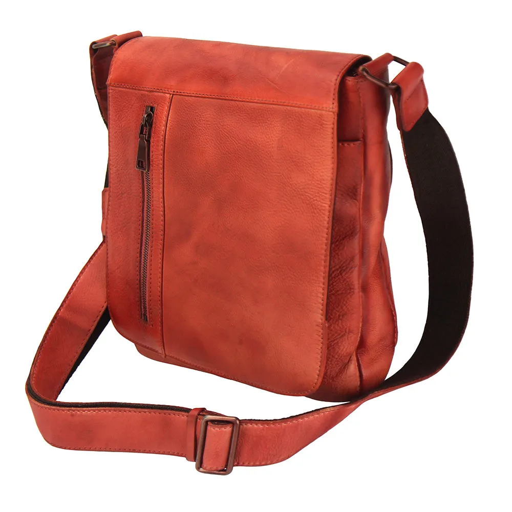 Igor Messenger Flap leather bag