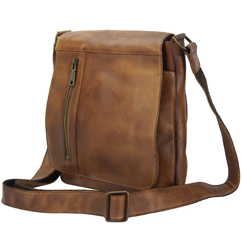 Igor Messenger Flap leather bag