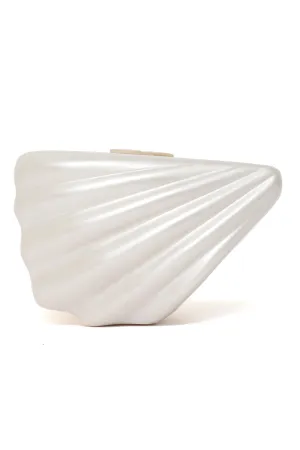 SHELL CHIC CLUTCH-WHITE